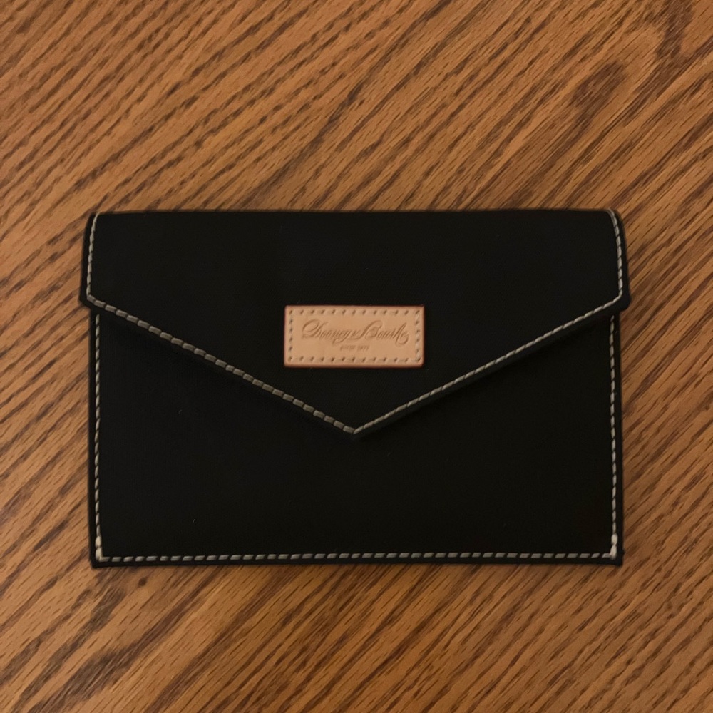 Dooney & Bourke Clutch Wallet